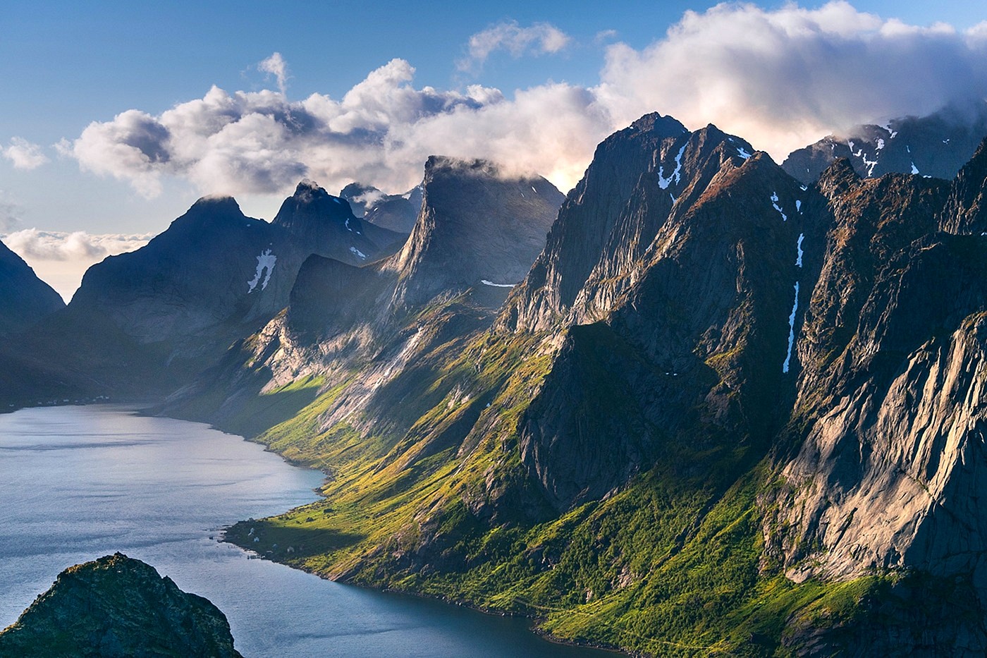 Норвегия горы фьорды