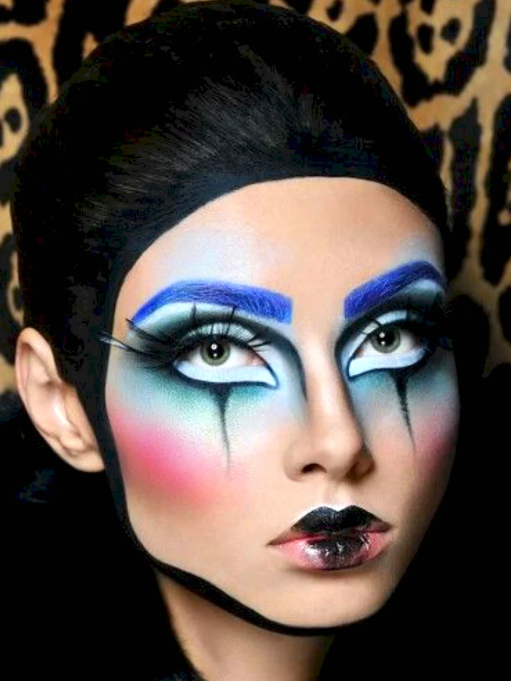 Леди Гага макияж Клеопатры